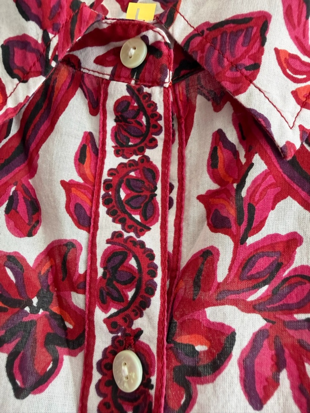 NEW LILLY PULITZER Pink, White and Red Floral Embroidered Button Down Top NWT 🌷 - Picture 5 of 7
